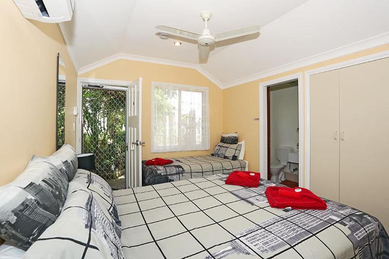 Jacaranda Guest House Busselton Exteriör bild