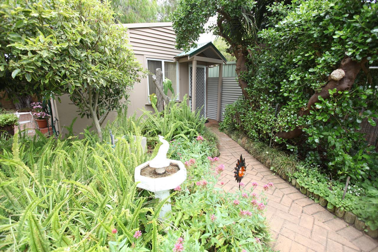 Jacaranda Guest House Busselton Exteriör bild